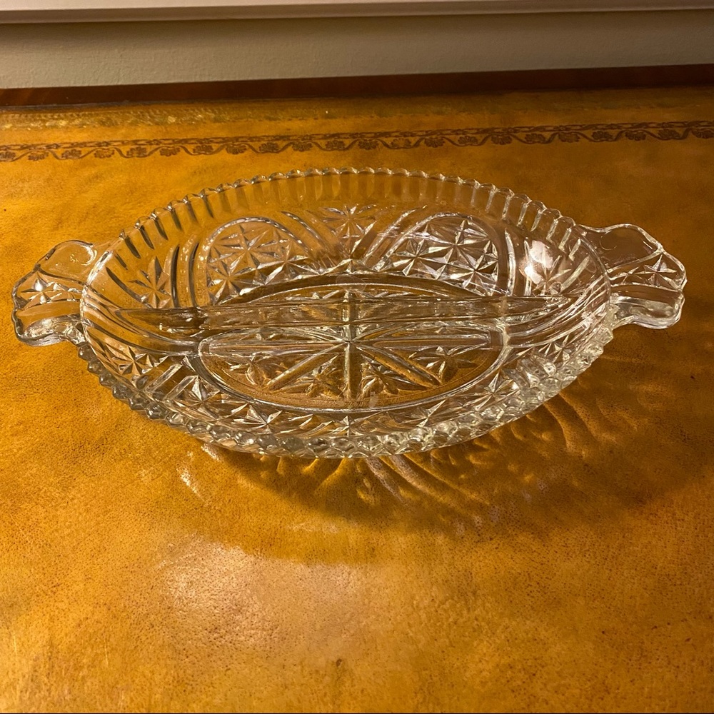 VTG Oval Clear Crystal Glass Divided Candy Nut Relish Stars & Bars Serving Dish